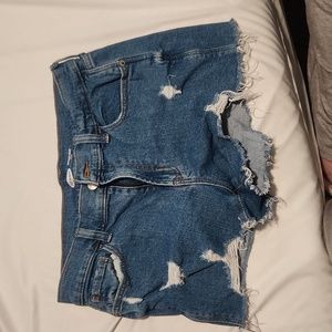 Cut off jean shorts
